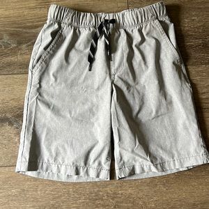 Old Navy youth shorts